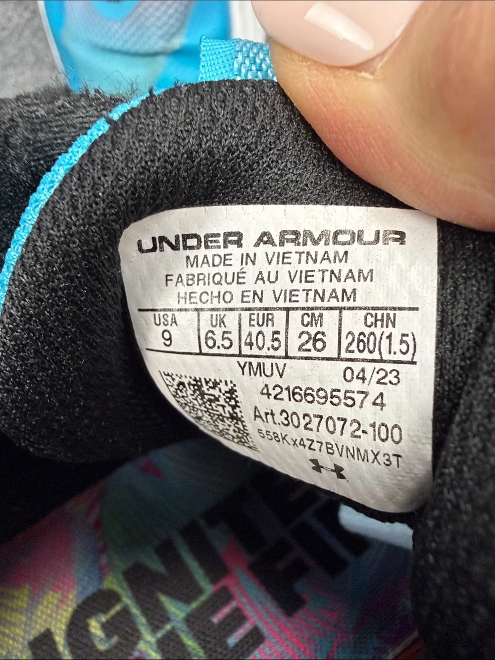Under Armour Breakthrough 3 Flow Basketball Shoes Women’s Size 9